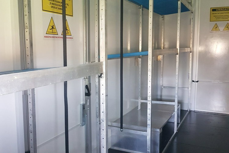 Iveco Daily KONTENER NISKOPODŁOGOWY 4.43x2.23x2.42 SKLEP BAR FOODTRUCK KAMPER AC zdjęcie 38