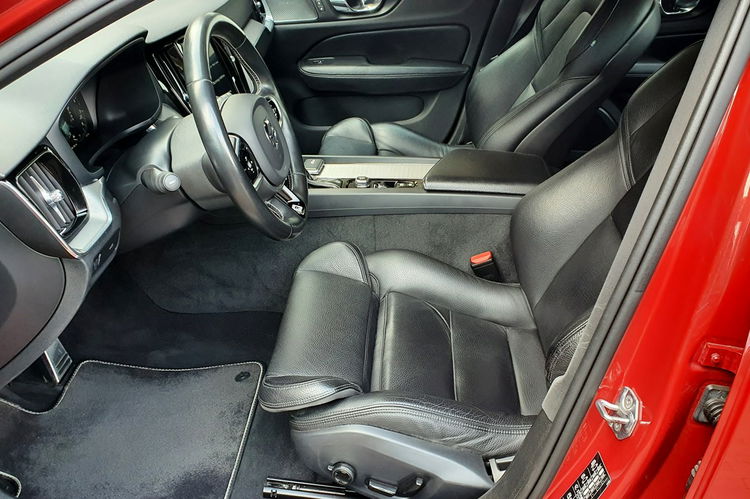 Volvo S60 T4 R-Design, Salon PL, serwis ASO, Bezwypadkowy , Navi, AT, kamera zdjęcie 22