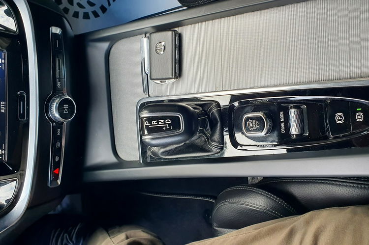 Volvo S60 T4 R-Design, Salon PL, serwis ASO, Bezwypadkowy , Navi, AT, kamera zdjęcie 36