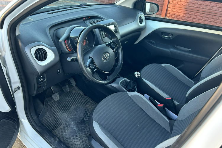 Toyota Aygo Tylko 103 tyś km zdjęcie 9