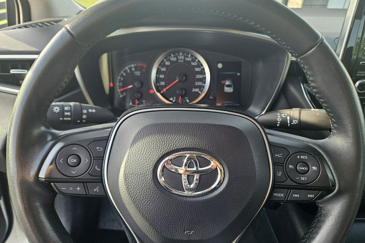 Toyota Corolla Polski salon, Bezwypadkowy, Zakup 2021 zdjęcie 11