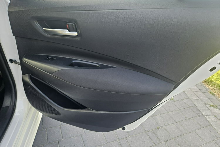 Toyota Corolla Polski salon, Bezwypadkowy, Zakup 2021 zdjęcie 19