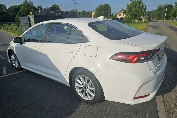 Toyota Corolla Polski salon, Bezwypadkowy, Zakup 2021 zdjęcie 4
