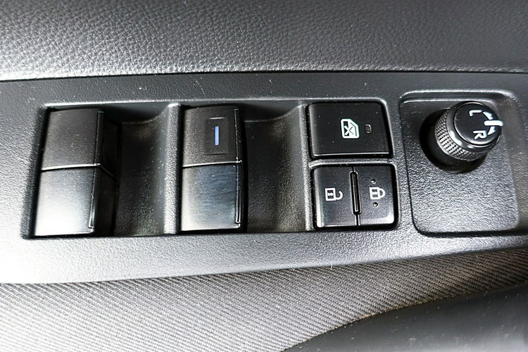 Toyota Corolla 1.6 16V 132km Led+ACC+PCS+RSA 3LataGWARANCJA 1wł Kraj Bezwypadkwy F23% 4x2 zdjęcie 15
