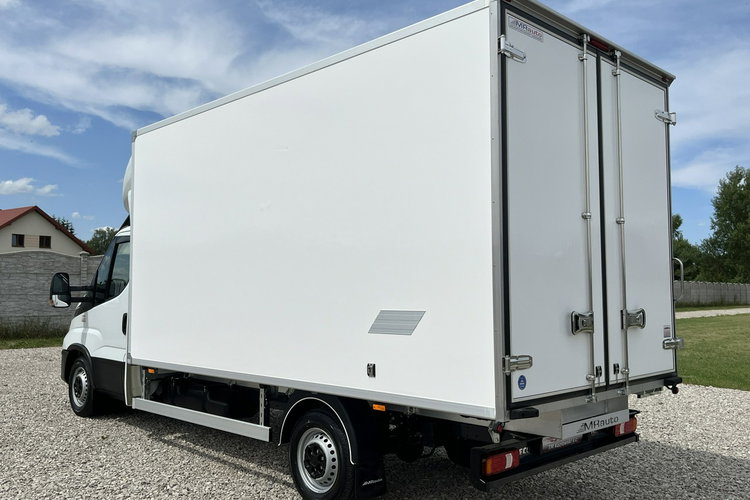 Iveco Daily 35S18 Chłodnia ZANOTTI -29 C/+29 C GWARANCJA 3.0/180KM zdjęcie 2