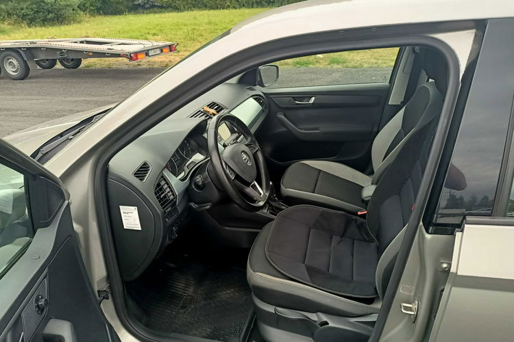 Fabia Skoda Fabia 1.2 110km 17r Automat zdjęcie 5