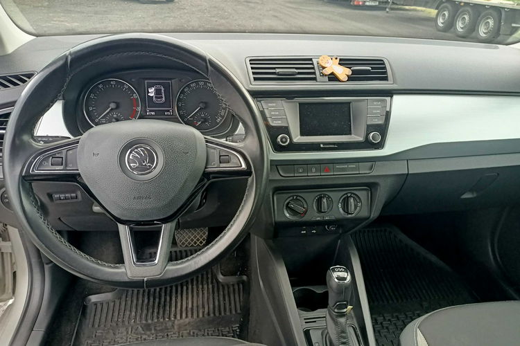 Fabia Skoda Fabia 1.2 110km 17r Automat zdjęcie 7