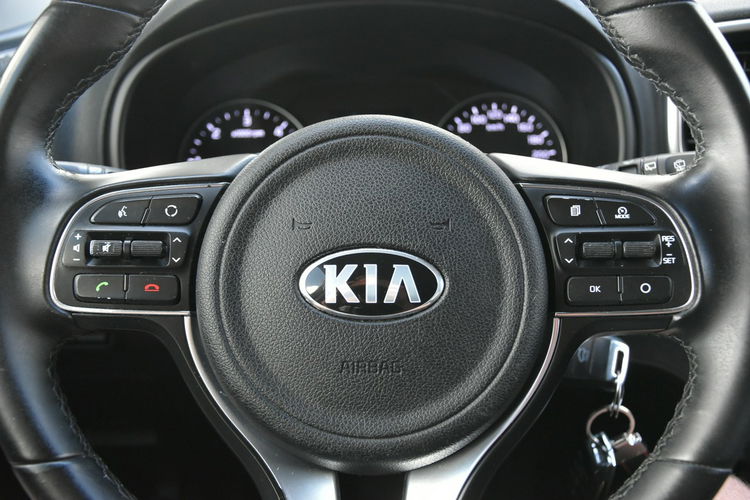 Kia Sportage 1.7CRDi 141KM Automat 2018r. NAVi pdc Kamera niski przebieg 65tkm zdjęcie 17