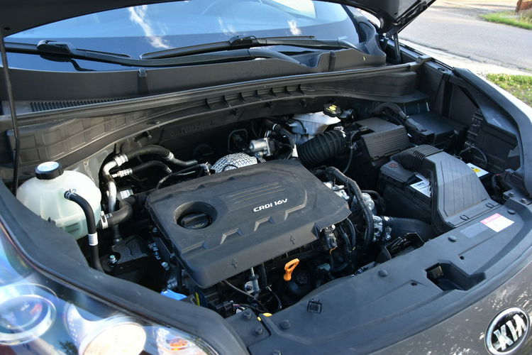 Kia Sportage 1.7CRDi 141KM Automat 2018r. NAVi pdc Kamera niski przebieg 65tkm zdjęcie 31