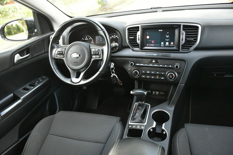 Kia Sportage 1.7CRDi 141KM Automat 2018r. NAVi pdc Kamera niski przebieg 65tkm zdjęcie 9