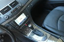 Mercedes E 280 Avantgarde E 280CDi 190KM 2006r. Xenon Skóra NAV niski przebieg 109tkm zdjęcie 10