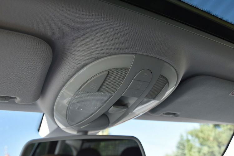 Mercedes E 280 Avantgarde E 280CDi 190KM 2006r. Xenon Skóra NAV niski przebieg 109tkm zdjęcie 33