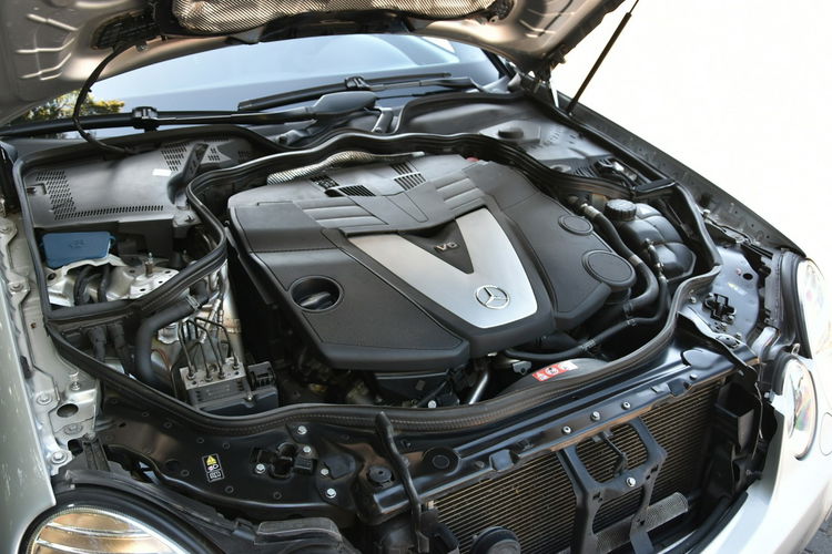 Mercedes E 280 Avantgarde E 280CDi 190KM 2006r. Xenon Skóra NAV niski przebieg 109tkm zdjęcie 37