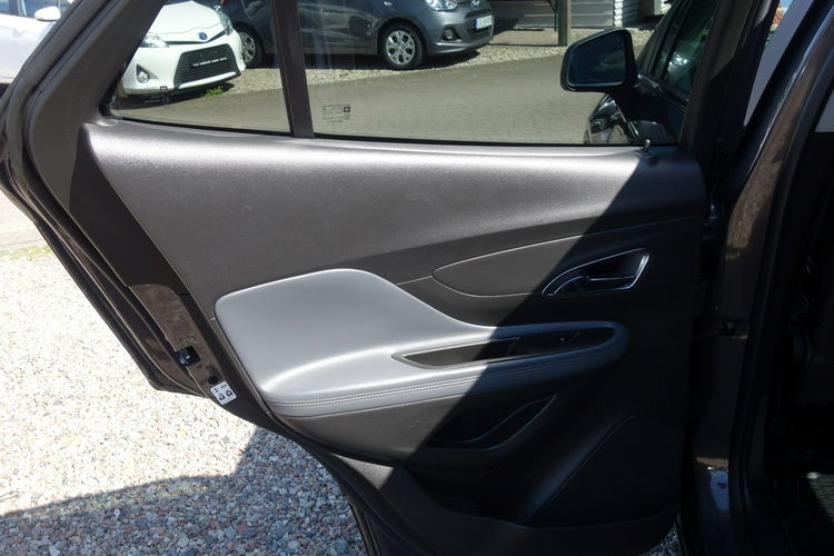 Mokka Opel Mokka 1.4 benzyna 140km 116 tyś przebiegu ksenon kamera pół skóry zdjęcie 10