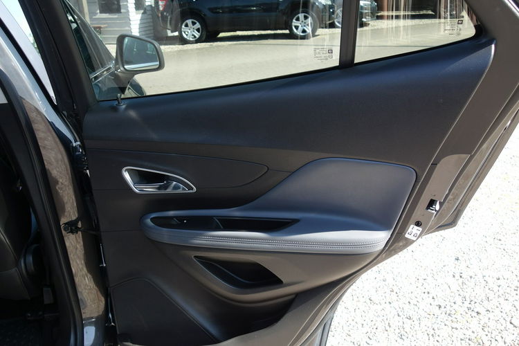 Mokka Opel Mokka 1.4 benzyna 140km 116 tyś przebiegu ksenon kamera pół skóry zdjęcie 13