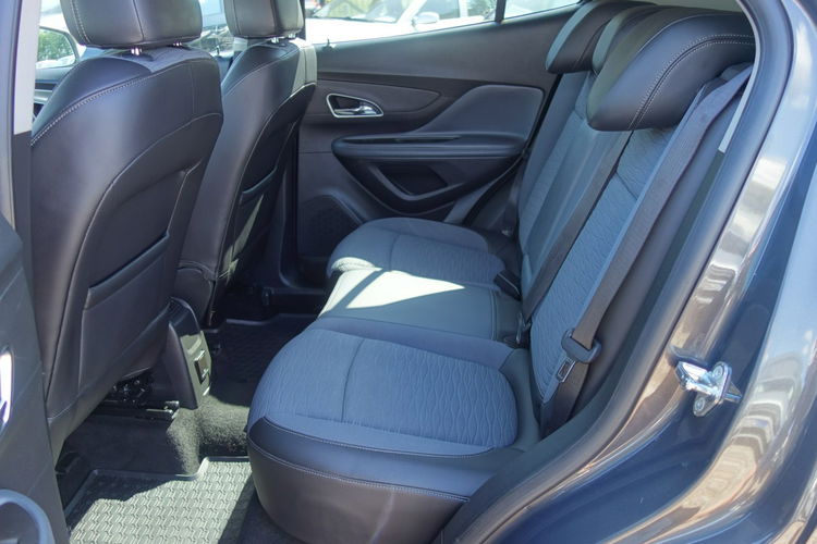 Mokka Opel Mokka 1.4 benzyna 140km 116 tyś przebiegu ksenon kamera pół skóry zdjęcie 9