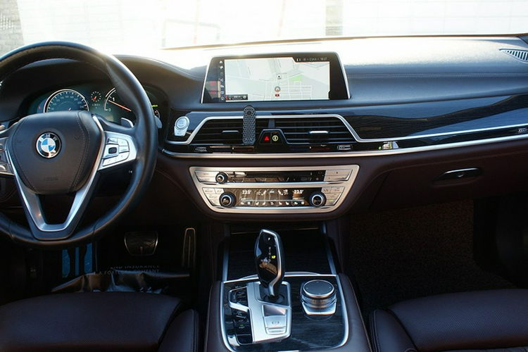 BMW 730 zdjęcie 11
