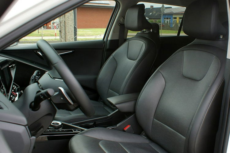 Kia Niro zdjęcie 25