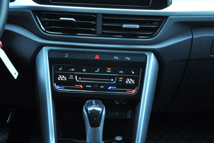 Volkswagen T-Roc 1.5 TSI 150KM Life DSG Polski Salon Gwarancja FV marża zdjęcie 24