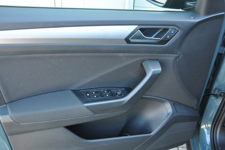 Volkswagen T-Roc 1.5 TSI 150KM Life DSG Polski Salon Gwarancja FV marża zdjęcie 8