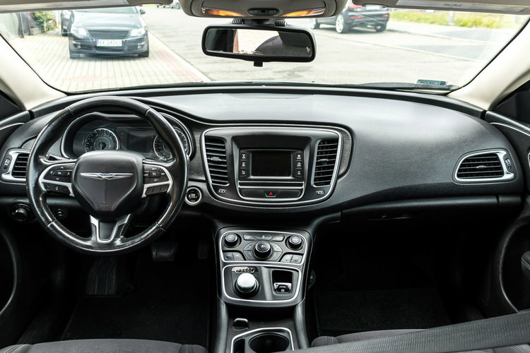 Chrysler 200 2.4_Benzyna_Gaz_175 KM_175 tyś. km zdjęcie 16