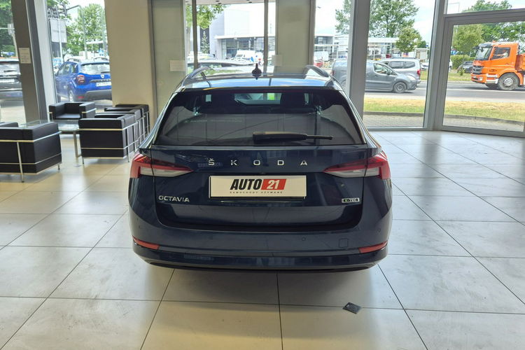 Skoda Octavia Ambition 1szy wł, bezwypadkowy, Gwarancja, VAT 23% Dealer Skody zdjęcie 7