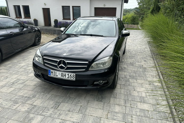 Mercedes C 180 Bardzo zadbana zdjęcie 10