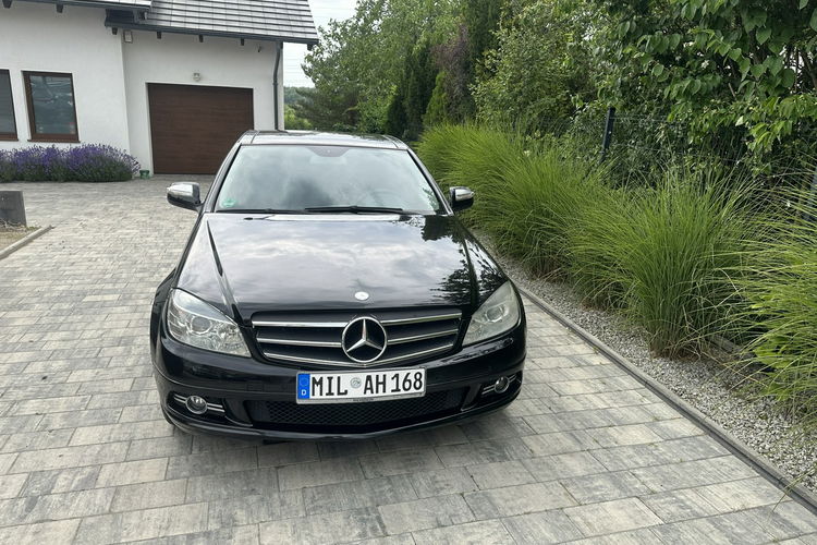 Mercedes C 180 Bardzo zadbana zdjęcie 4