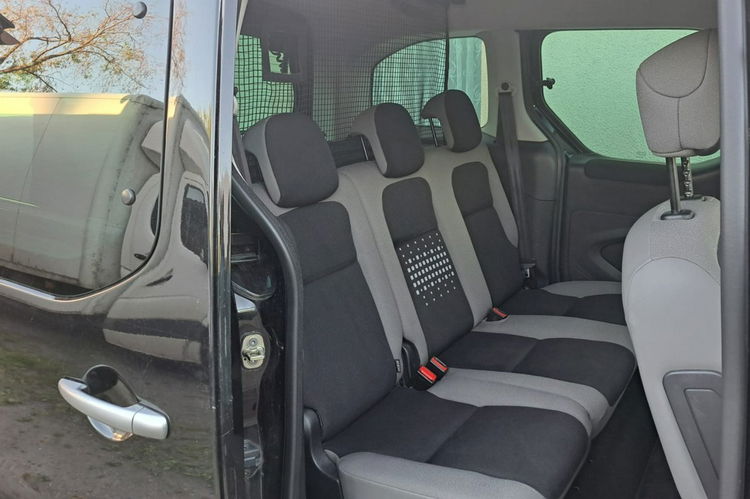 Citroen Berlingo 7 osobowy Zadbany z oryginalnym przebiegiem zdjęcie 6