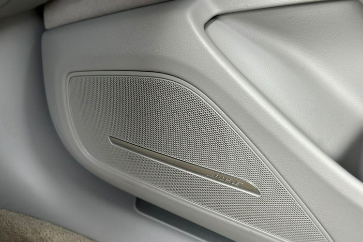 Audi A8 Faktura VAT 23% Salon Polska zdjęcie 37