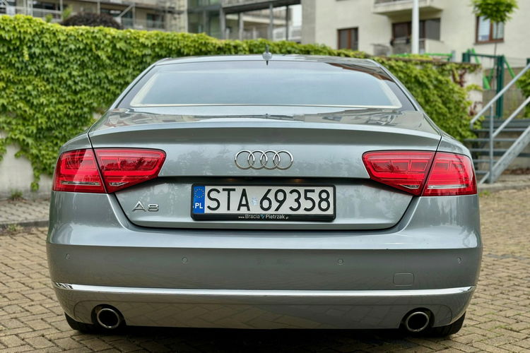 Audi A8 Faktura VAT 23 % 4.2 TDI Max wyposażenie zdjęcie 14