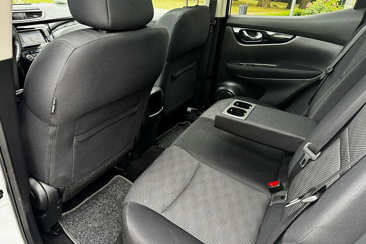 Nissan Qashqai LED Panorama Kamera Navi Gwarancja zdjęcie 13