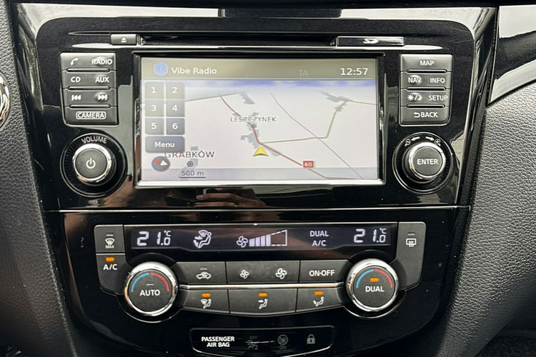 Nissan Qashqai LED Panorama Kamera Navi Gwarancja zdjęcie 16