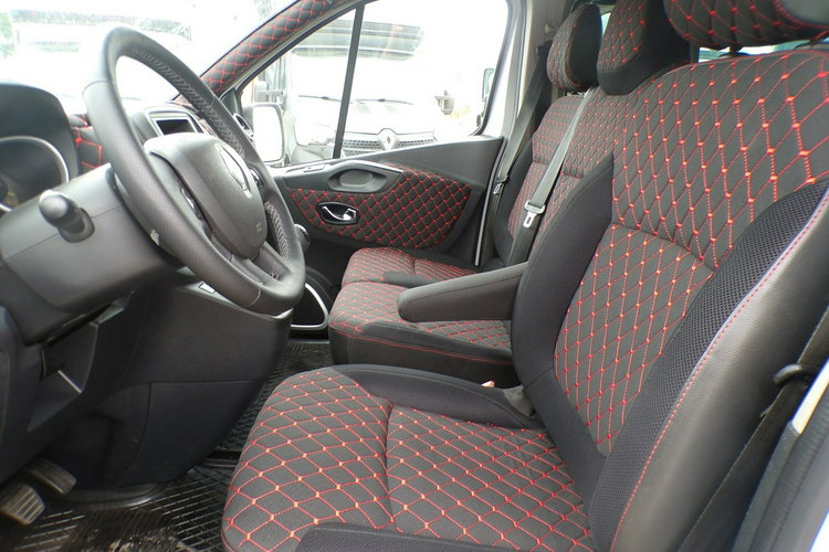 Renault Trafic 9 osobowy long nowy środek zdjęcie 2