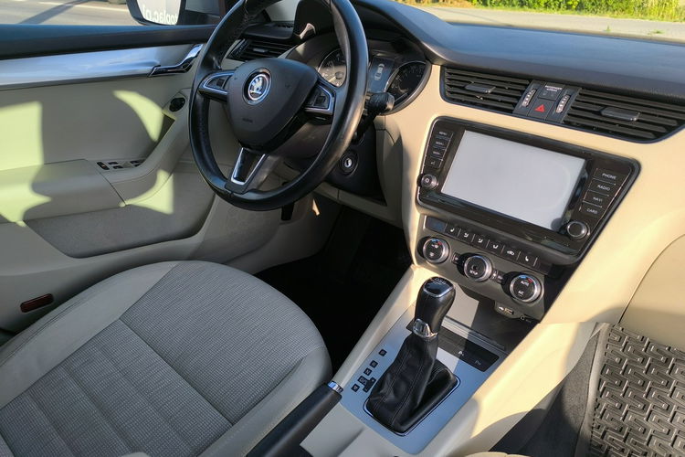 Skoda Octavia 1.4TSi 150KM Automat Navi Kamera BiXenon Salon Polska zdjęcie 20