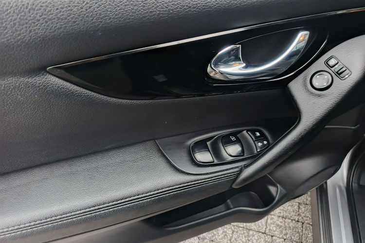 Nissan Qashqai Śliczny ful opcja po opłatach zdjęcie 19