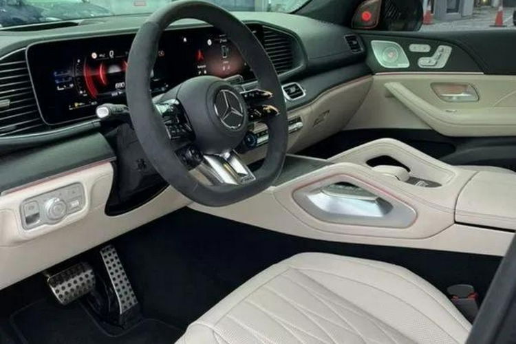 Mercedes GLE 63 AMG S / 4.0 V8 / 700HP / 4-Matic / SALON POLSKA / BEZWYPADKOWY / FV 0% zdjęcie 7