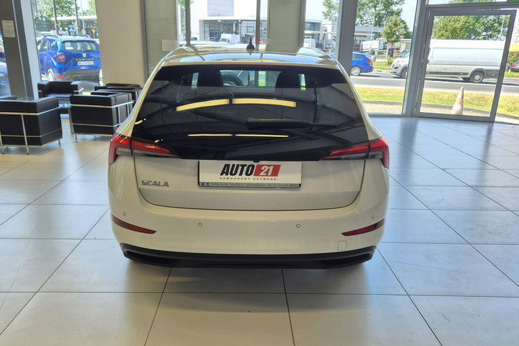 Skoda Scala 1wł bezwypadkowa rej 2022 Gwarancja od Dealera Skody FV 23% zdjęcie 7