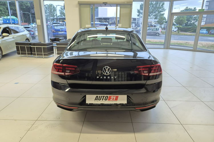 Volkswagen Passat 1szy wł, Bezwypadkowy, Gwarancja, VAT 23% Autoryzowany Dealer, zdjęcie 4