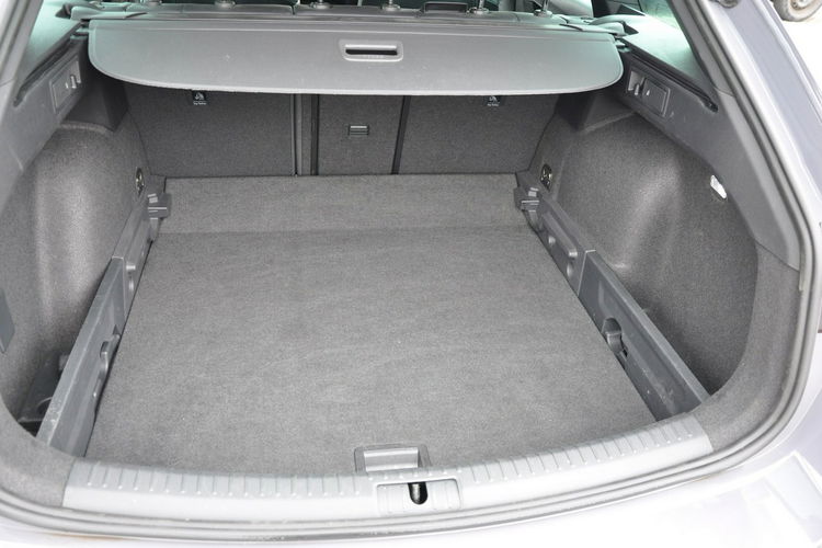 Cupra Leon Sportstourer 2.0 TDI 150KM DSG Polski Salon ASO Panorama Gwarancja 2029r. FV 23% zdjęcie 31