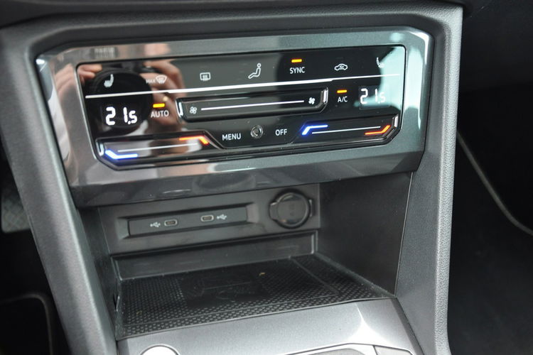 Volkswagen Tiguan 2.0 TSI 190KM 4Motion DSG Kamera 360 EL.Klapa Ledy Gwar. Dealer FVmarż zdjęcie 27