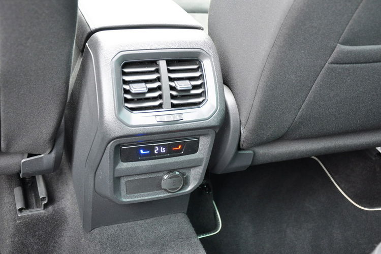Volkswagen Tiguan 2.0 TSI 190KM 4Motion DSG Kamera 360 EL.Klapa Ledy Gwar. Dealer FVmarż zdjęcie 31
