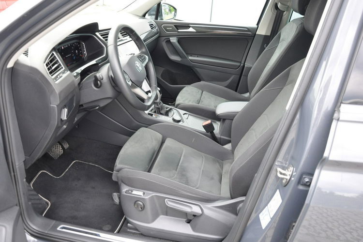 Volkswagen Tiguan 2.0 TSI 190KM 4Motion DSG Kamera 360 EL.Klapa Ledy Gwar. Dealer FVmarż zdjęcie 7