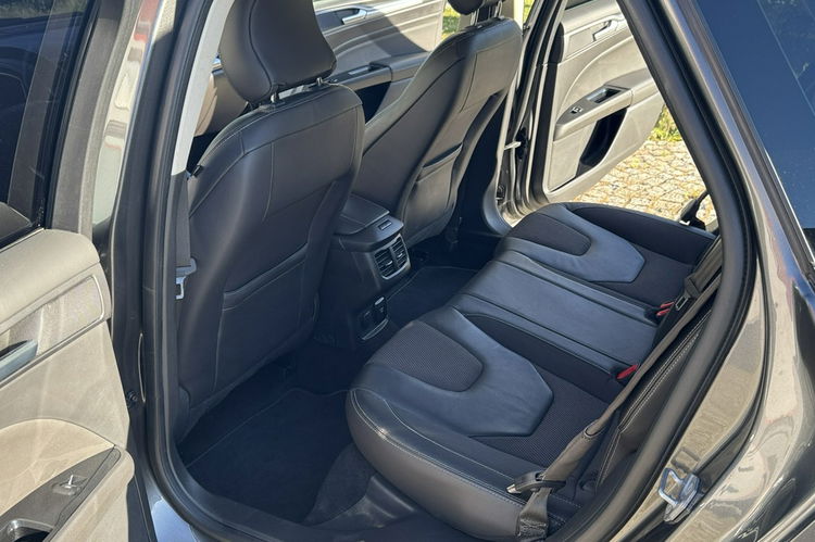 Ford Mondeo 2.0 TDCI 180KM AUTOMAT TITANIUM - Full Led, El. klapa, Skóry, Navi zdjęcie 21