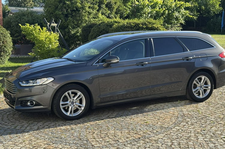 Ford Mondeo 2.0 TDCI 180KM AUTOMAT TITANIUM - Full Led, El. klapa, Skóry, Navi zdjęcie 3