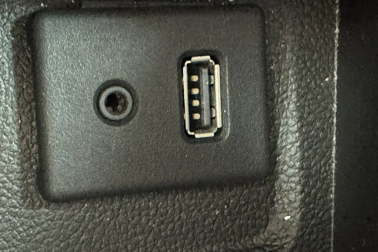 Mokka 1.7 CDTI 130KM z Niemiec ORYGINALNY LAKIER Pełen serwis w ASO Opel zdjęcie 21