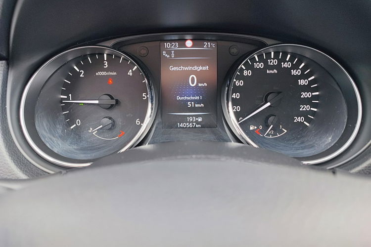 Nissan Qashqai Oryginał lakier + pełny serwis + 2WD + 4WD + blokada napędu zdjęcie 15