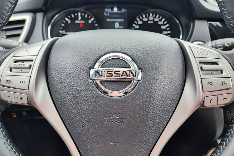 Nissan Qashqai Oryginał lakier + pełny serwis + 2WD + 4WD + blokada napędu zdjęcie 16