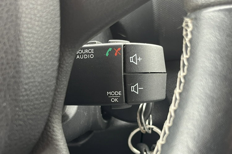 Renault Trafic L2H1 Drzwi_Boczne_Obustronne 2.0/145KM Gwarancja Relingi zdjęcie 21