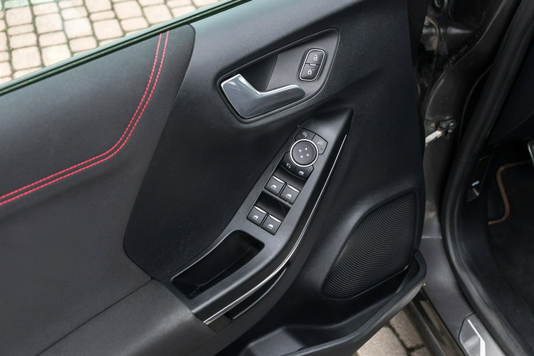 Ford Puma 1.0_Benzyna_125 KM_ST LINE zdjęcie 11